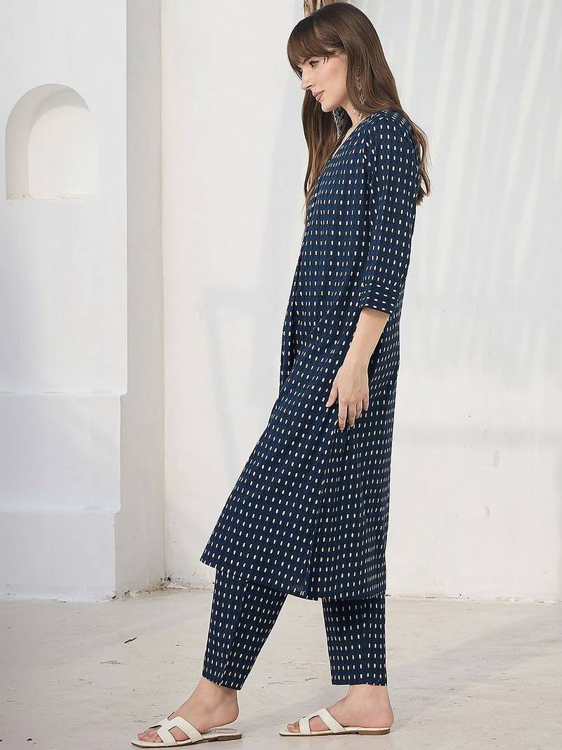 Women Printed Regular Pure Cotton Kurta with Trousers