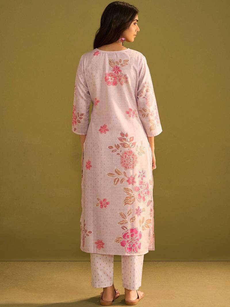 Women Floral Printed Regular Kurta with Trousers