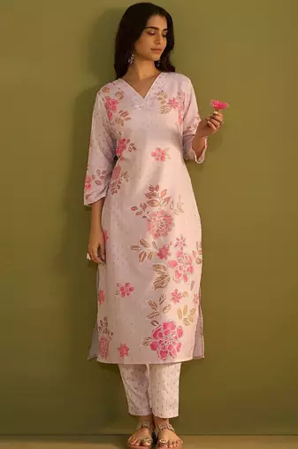 Women Floral Printed Regular Kurta with Trousers