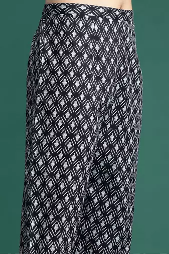 Ethnic Motifs Printed A-Line Pure Cotton Kurta with Trousers