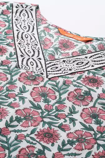 Floral Printed Pure Cotton Kurta with Trousers & With Dupatta