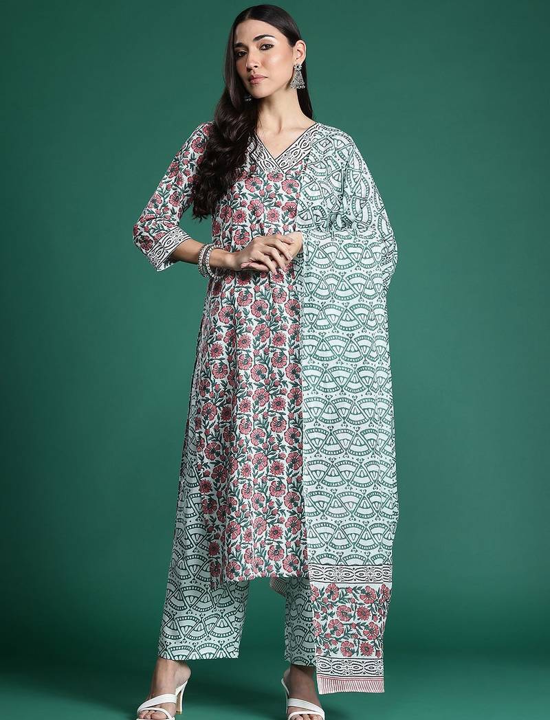 Floral Printed Pure Cotton Kurta with Trousers & With Dupatta