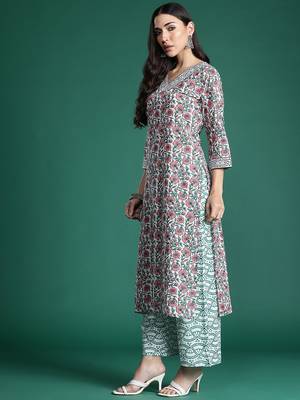 Floral Printed Pure Cotton Kurta with Trousers & With Dupatta 6