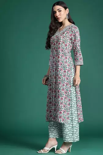 Floral Printed Pure Cotton Kurta with Trousers & With Dupatta