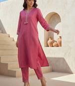 Women Regular Thread Work Kurta with Trousers
