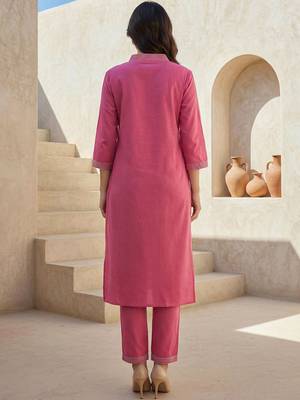 Women Regular Thread Work Kurta with Trousers 4