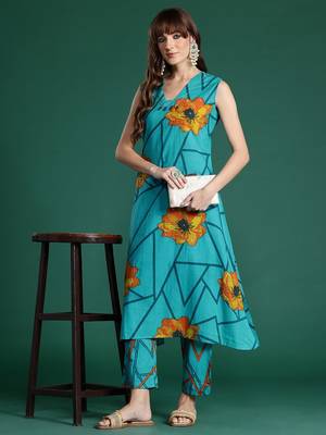Floral Printed Pure Cotton Kurta with Trousers 1