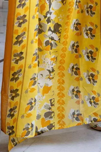 Floral Printed Mandarin Collar Pure Cotton Kurta With Trousers & Dupatta