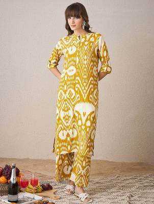 Ethnic Motifs Printed Mandarin Collar Straight Kurta With Palazzo 2