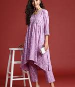 Women Floral Printed Empire Gotta Patti Pure Cotton Kurta with Trousers