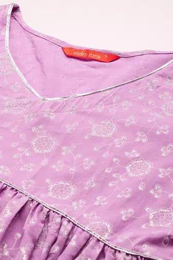 Women Floral Printed Empire Gotta Patti Pure Cotton Kurta with Trousers