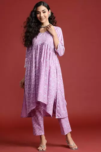Women Floral Printed Empire Gotta Patti Pure Cotton Kurta with Trousers