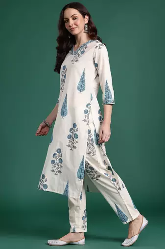 Floral Printed Regular Kurta with Trousers