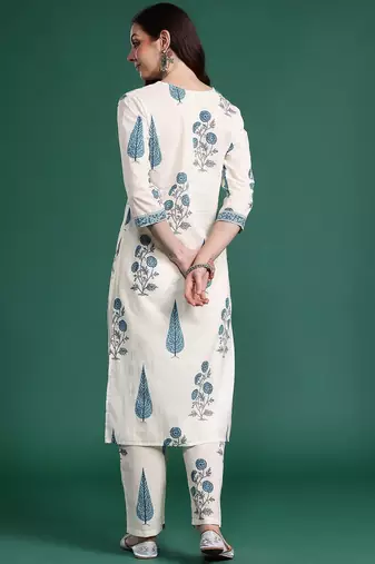 Floral Printed Regular Kurta with Trousers