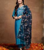 Women Floral Embroidered Regular Thread Work Kurta with Trousers & With Dupatta