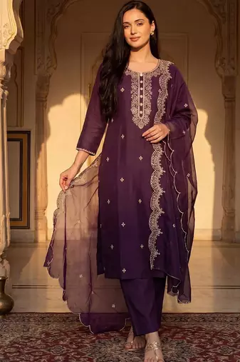 Women Ethnic Motifs Embroidered Regular Thread Work Kurta with Trousers & With Dupatta