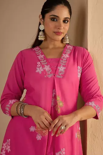 Women Floral Printed Cotton A-Line Kurta with Trousers