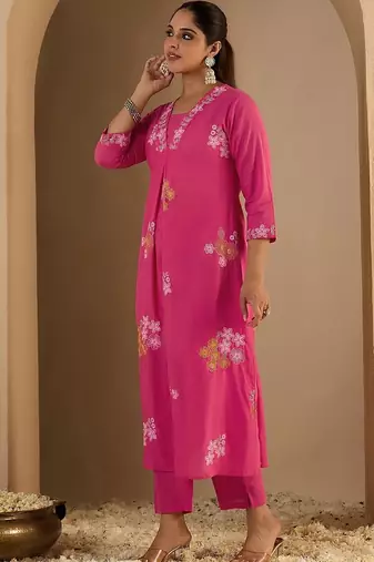 Women Floral Printed Cotton A-Line Kurta with Trousers