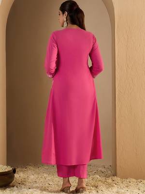 Women Floral Printed Cotton A-Line Kurta with Trousers 4