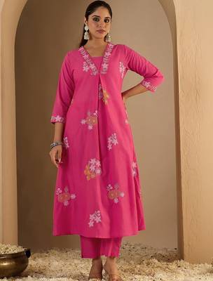 Women Floral Printed Cotton A-Line Kurta with Trousers 6