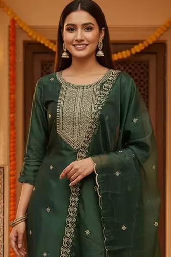Women Ethnic Motifs Embroidered Regular Thread Work Kurta with Trousers & With Dupatta