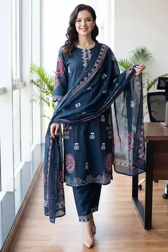 Women Ethnic Motifs Printed Regular Thread Work Pure Cotton Kurta with Trousers & With Dupatta