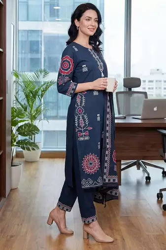 Women Ethnic Motifs Printed Regular Thread Work Pure Cotton Kurta with Trousers & With Dupatta