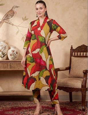 Women Printed Regular Pure Cotton Kurta with Trousers 1