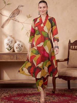Women Printed Regular Pure Cotton Kurta with Trousers 6