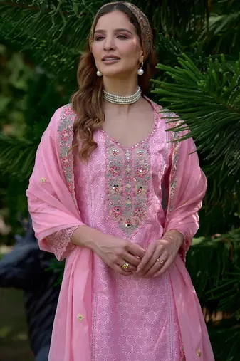 Women Ethnic Motifs Embroidered Regular Thread Work Pure Cotton Kurta with Trousers & With Dupatta