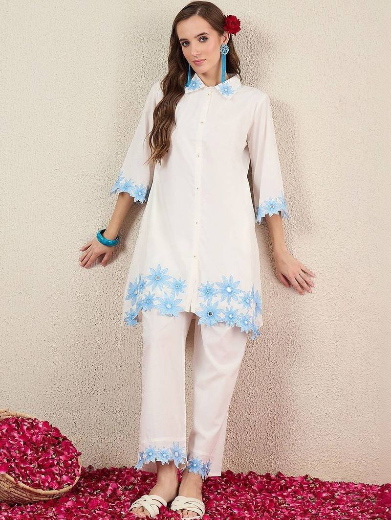 Women Floral Embroidered Regular Thread Work Pure Cotton Kurta with Palazzos