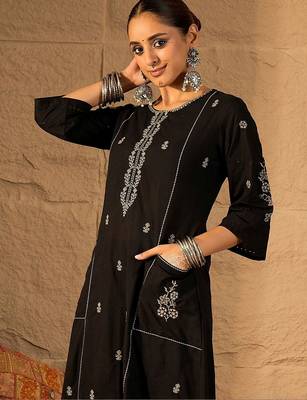 Women Ethnic Motifs Embroidered Regular Thread Work Pure Cotton Kurta with Trousers 4