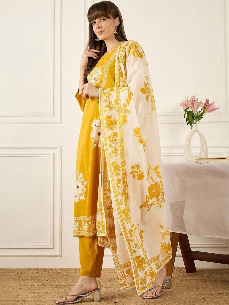 Women Floral Printed Regular Mirror Work Pure Cotton Kurta with Trousers & With Dupatta