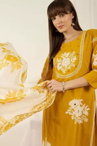 Women Floral Printed Regular Mirror Work Pure Cotton Kurta with Trousers & With Dupatta