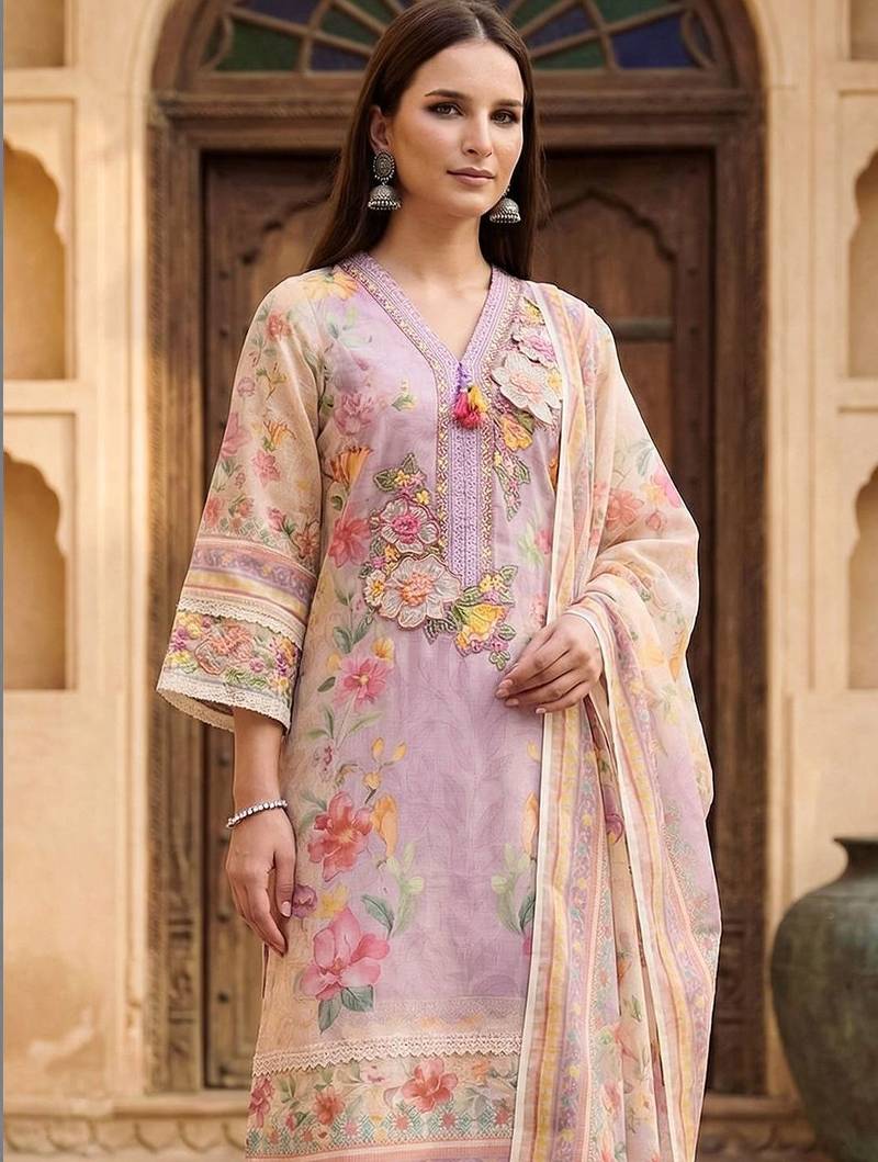 Women Floral Printed Regular Thread Work Linen Kurta with Trousers & With Dupatta