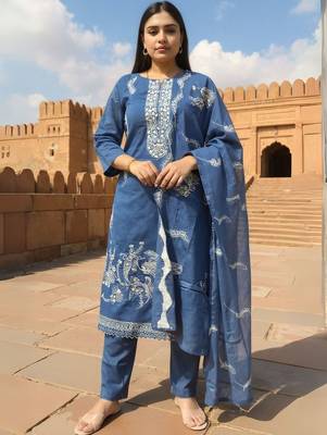 Ethnic Motifs Embroidered Thread Work Pure Cotton Kurta With Trousers & Dupatta 1