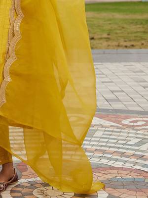 Women Ethnic Motifs Embroidered Regular Kurta with Trousers & With Dupatta 3