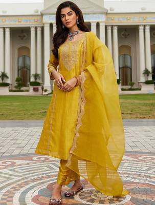 Women Ethnic Motifs Embroidered Regular Kurta with Trousers & With Dupatta 4