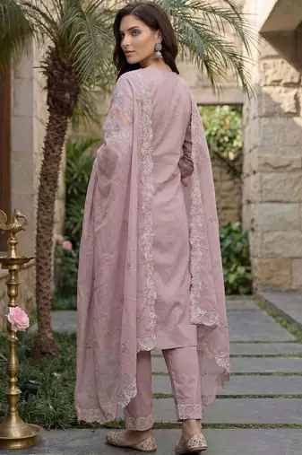 Women Floral Embroidered Regular Sequinned  Cotton Kurta with Trousers & With Dupatta