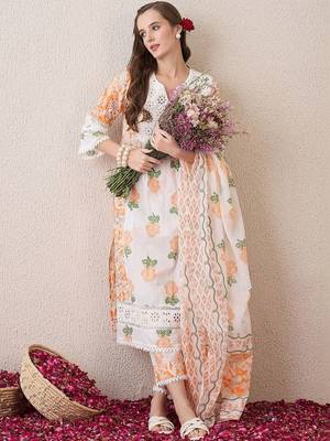 Women Floral Printed Empire Pure Cotton Kurta with Trousers & With Dupatta 1