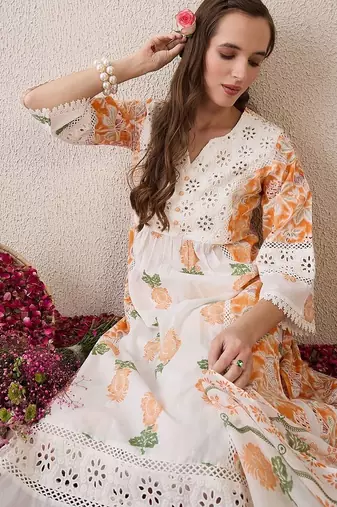 Women Floral Printed Empire Pure Cotton Kurta with Trousers & With Dupatta