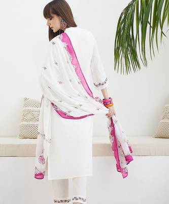 Women Floral Embroidered Regular Thread Work Pure Cotton Kurta with Trousers & With Dupatta 4
