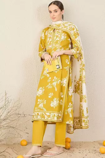 Floral Printed Straight Pure Cotton Kurta With Trousers & Dupatta