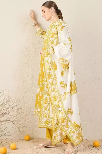 Floral Printed Straight Pure Cotton Kurta With Trousers & Dupatta