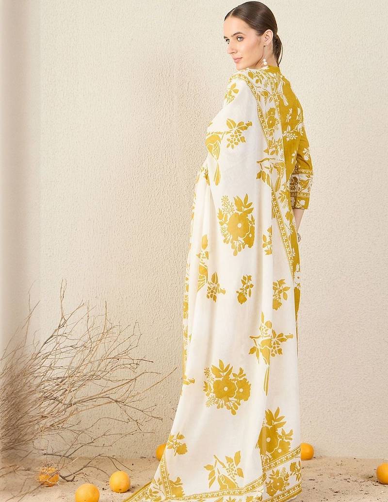 Floral Printed Straight Pure Cotton Kurta With Trousers & Dupatta