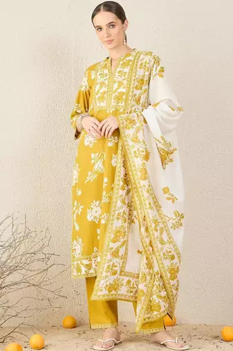 Floral Printed Straight Pure Cotton Kurta With Trousers & Dupatta