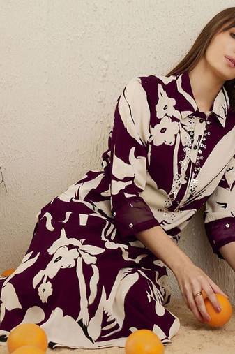 Women Shirt Coller Floral Printed Regular Sequinned Kurta with Trousers