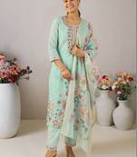 Women Floral Printed Regular Thread Work Linen Kurta with Trousers & With Dupatta