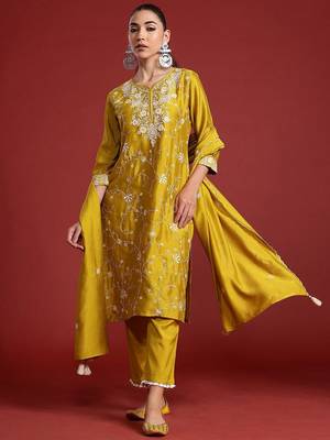 Floral Embroidered Sequinned Kurta With Trousers & Dupatta 2