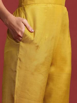 Floral Embroidered Sequinned Kurta With Trousers & Dupatta 4